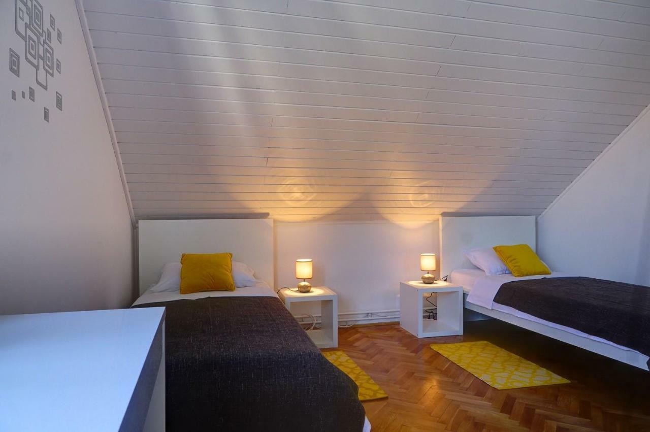 Apartman Studio Sonas 3 With Free Private Parking Karlovac Exterior photo