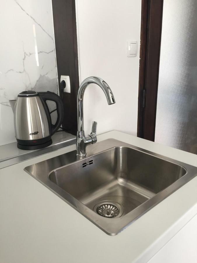 Apartman Studio Sonas 3 With Free Private Parking Karlovac Exterior photo
